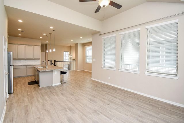 1567 Rustling Creek Drive, Missouri City, TX 77459