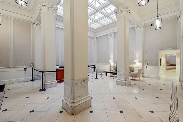 21 Beacon St 7L, Boston, MA 02108