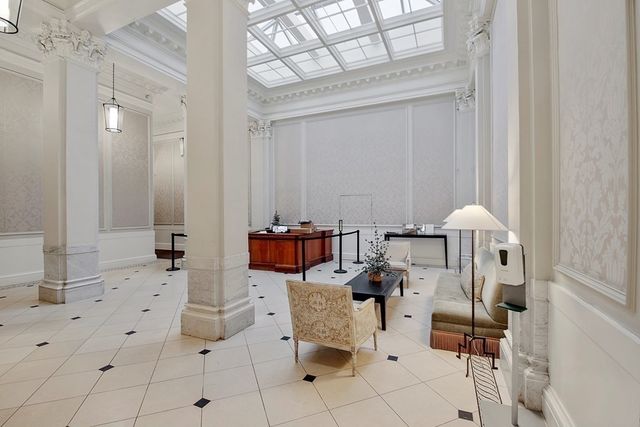 21 Beacon St 7L, Boston, MA 02108