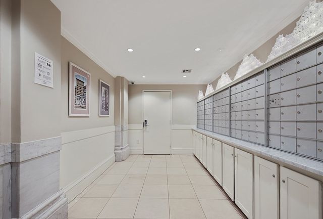 21 Beacon St 7L, Boston, MA 02108