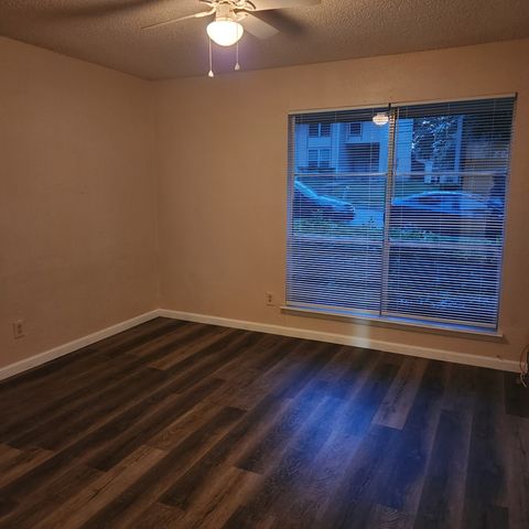 324 Valley Park Drive, Garland, TX 75043