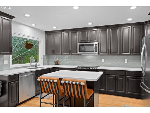 14481 Sw ARABIAN Dr, Beaverton, OR 97008