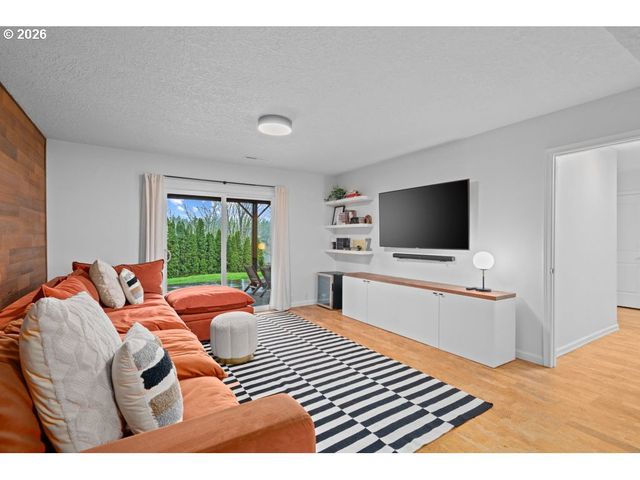 14481 Sw ARABIAN Dr, Beaverton, OR 97008