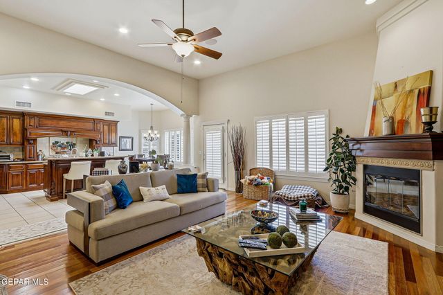 6320 FRANKLIN BLUFF Drive, El Paso, TX 79912