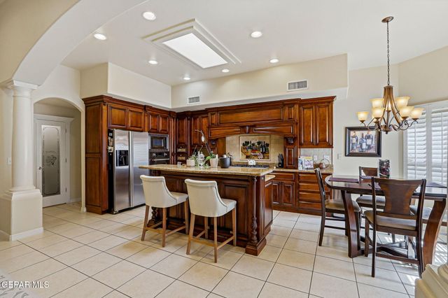 6320 FRANKLIN BLUFF Drive, El Paso, TX 79912