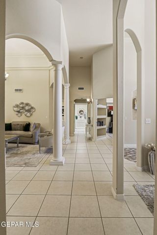 6320 FRANKLIN BLUFF Drive, El Paso, TX 79912