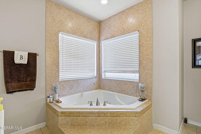 6320 FRANKLIN BLUFF Drive, El Paso, TX 79912