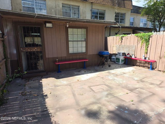 6109 TUSCONY Circle, Jacksonville, FL 32277