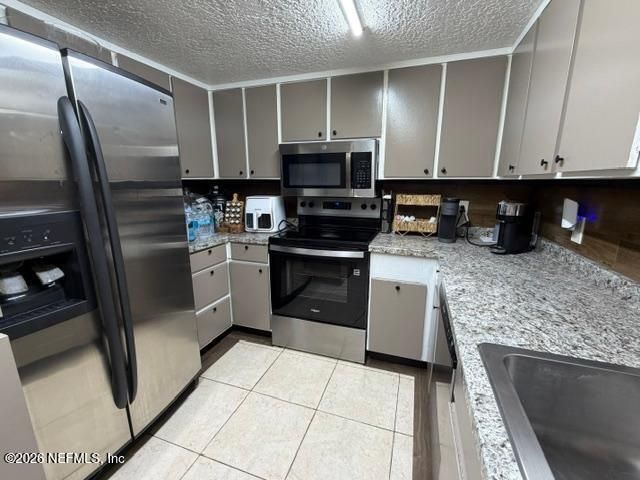 6109 TUSCONY Circle, Jacksonville, FL 32277
