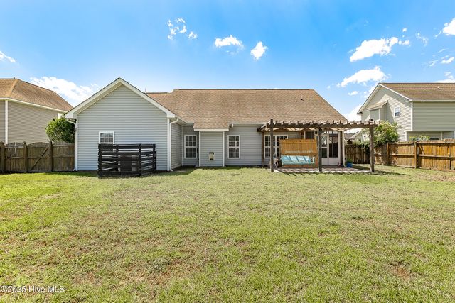 116 Moonstone Court, Jacksonville, NC 28546