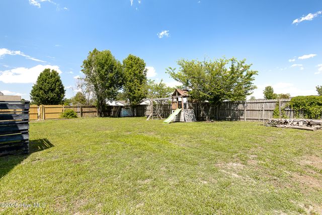 116 Moonstone Court, Jacksonville, NC 28546