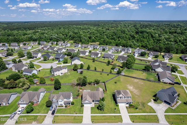 116 Moonstone Court, Jacksonville, NC 28546