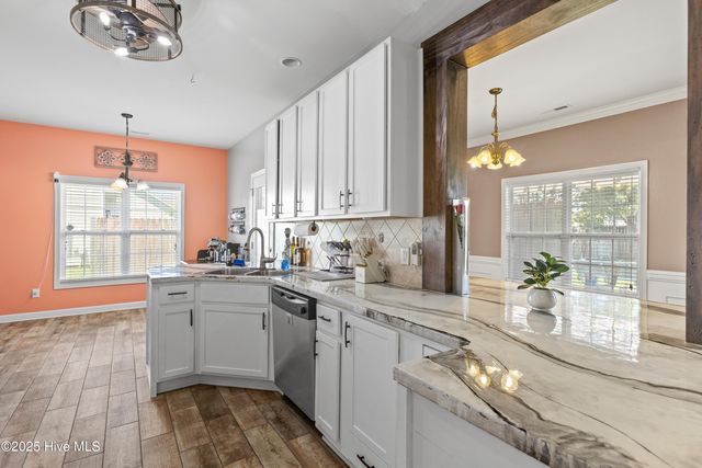 116 Moonstone Court, Jacksonville, NC 28546