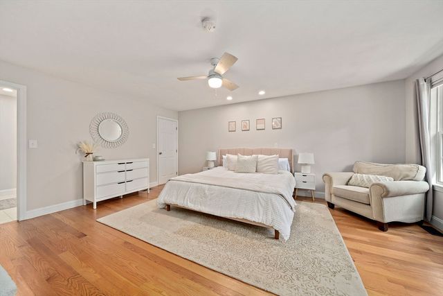 16 Farm St, Weymouth, MA 02190