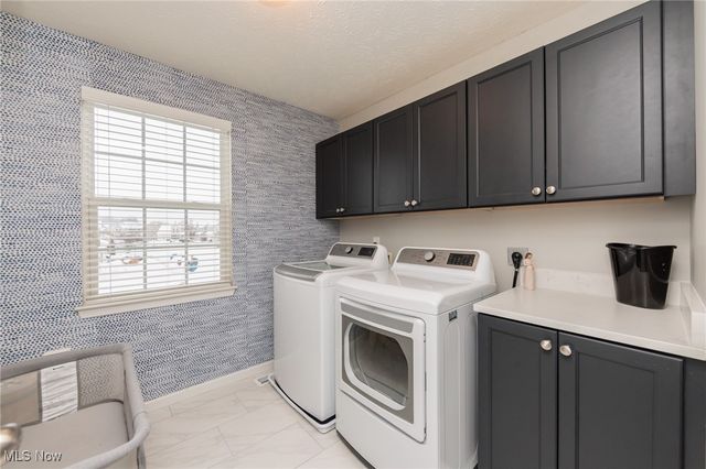 8743 Ashton Place, North Ridgeville, OH 44039