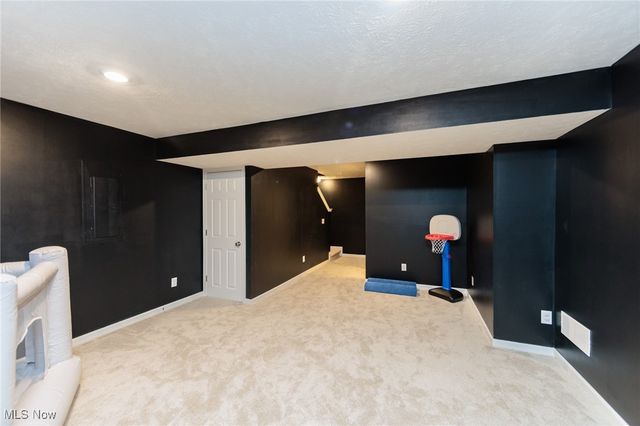 8743 Ashton Place, North Ridgeville, OH 44039