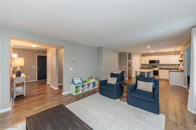 8743 Ashton Place, North Ridgeville, OH 44039