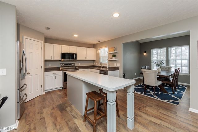 8743 Ashton Place, North Ridgeville, OH 44039