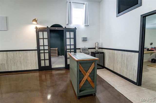 15906 Private Road 470, Vichy, MO 65580