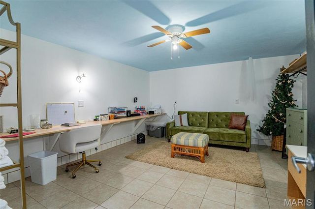 15906 Private Road 470, Vichy, MO 65580