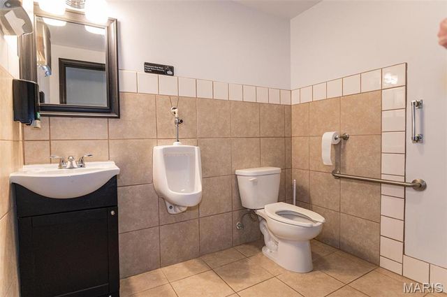 15906 Private Road 470, Vichy, MO 65580