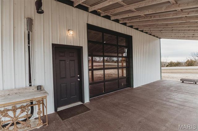 15906 Private Road 470, Vichy, MO 65580