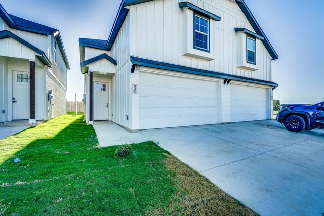 920 Cooksey Court A, Grandview, TX 76050
