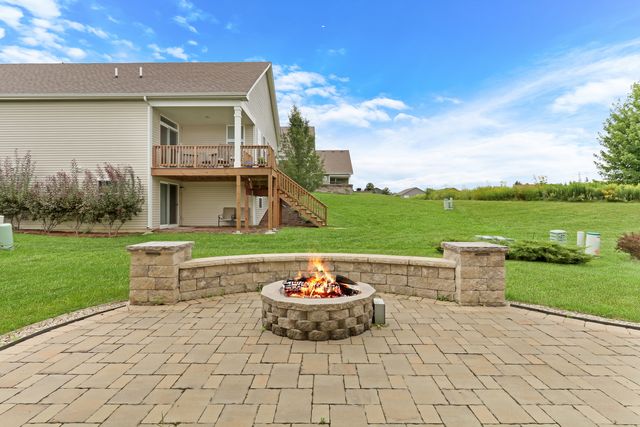 6296 Doral Drive, Gurnee, IL 60031