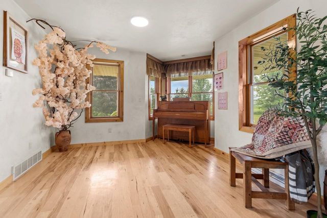 E7911 SYMCO ROAD, Bear Creek, WI 54922