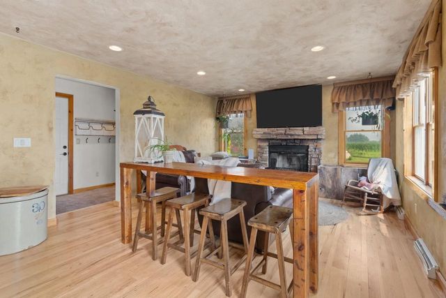 E7911 SYMCO ROAD, Bear Creek, WI 54922