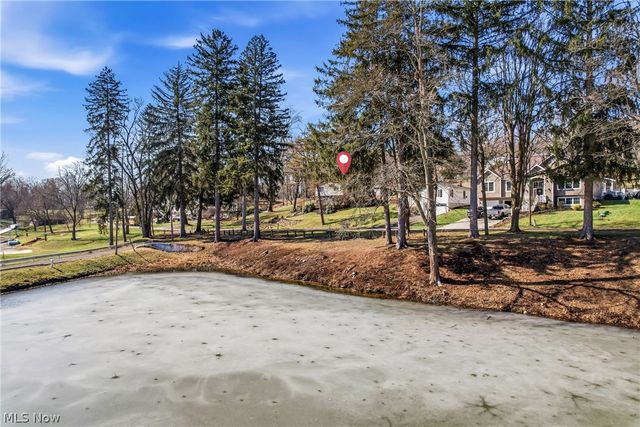 1511 Lake Front Drive, Salem, OH 44460