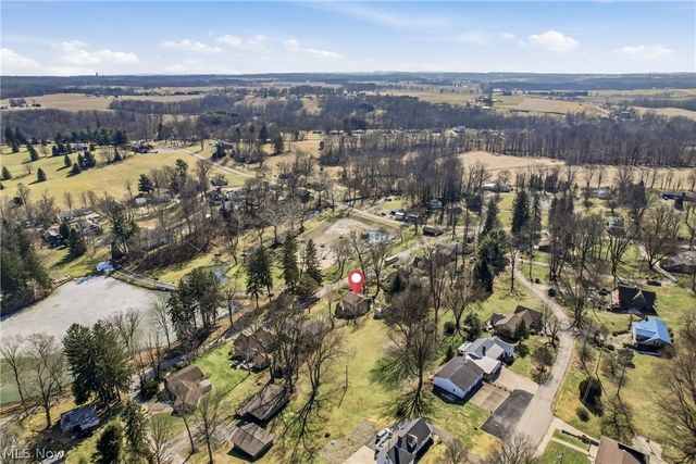 1511 Lake Front Drive, Salem, OH 44460