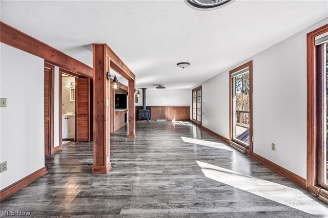 1511 Lake Front Drive, Salem, OH 44460