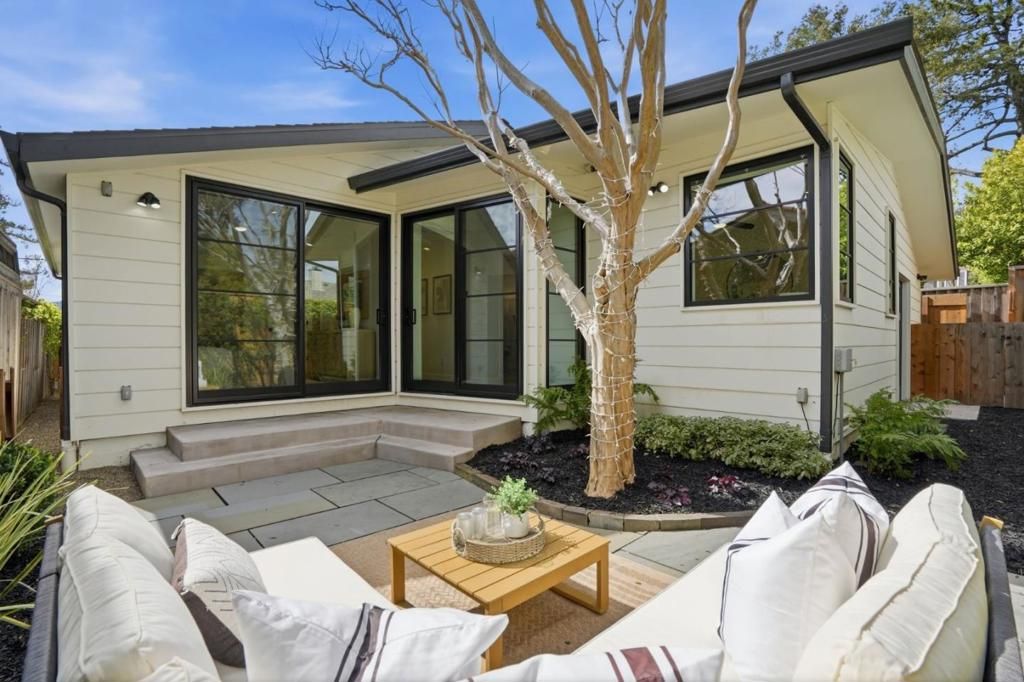 Image 53 of property listing at 112 Olive Street, Monte Sereno, CA 95030