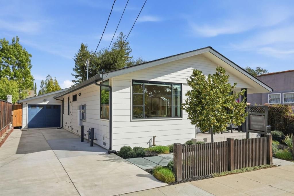 Image 6 of property listing at 112 Olive Street, Monte Sereno, CA 95030