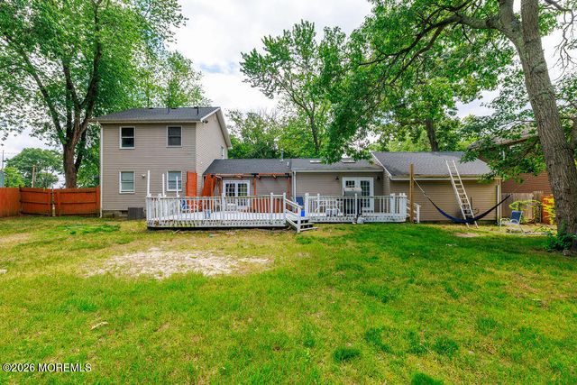 30 Spruce Road, Howell, NJ 07731
