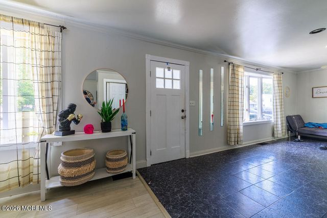 30 Spruce Road, Howell, NJ 07731