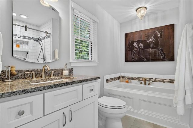211 Nacoochee Drive, Woodstock, GA 30188