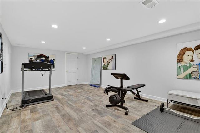 211 Nacoochee Drive, Woodstock, GA 30188