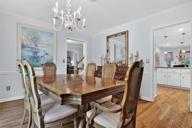 211 Nacoochee Drive, Woodstock, GA 30188