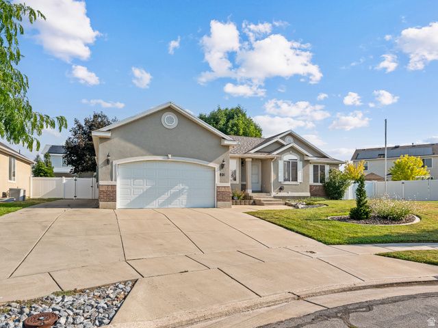 821 E 2050 S, Clearfield, UT 84015