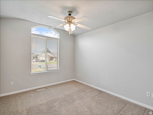821 E 2050 S, Clearfield, UT 84015