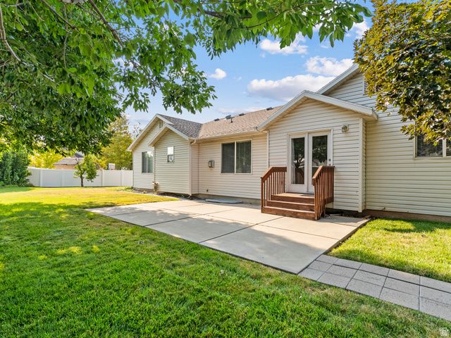 821 E 2050 S, Clearfield, UT 84015