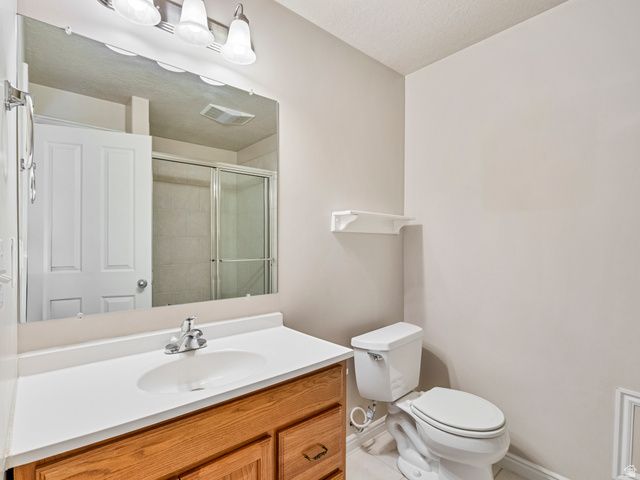 821 E 2050 S, Clearfield, UT 84015