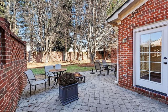 5409 Ridingate Court, Greensboro, NC 27455