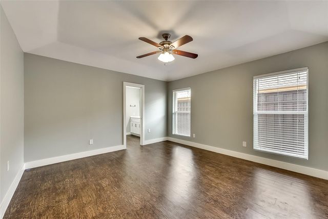 1865 Green Ridge Drive, Carrollton, TX 75007