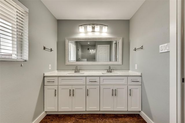 1865 Green Ridge Drive, Carrollton, TX 75007