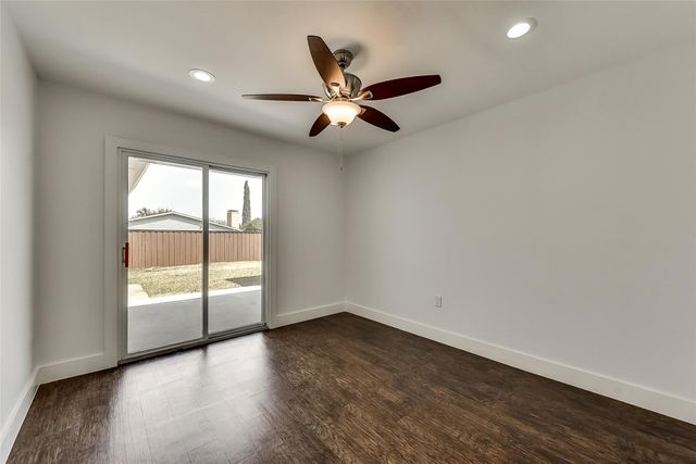 1865 Green Ridge Drive, Carrollton, TX 75007