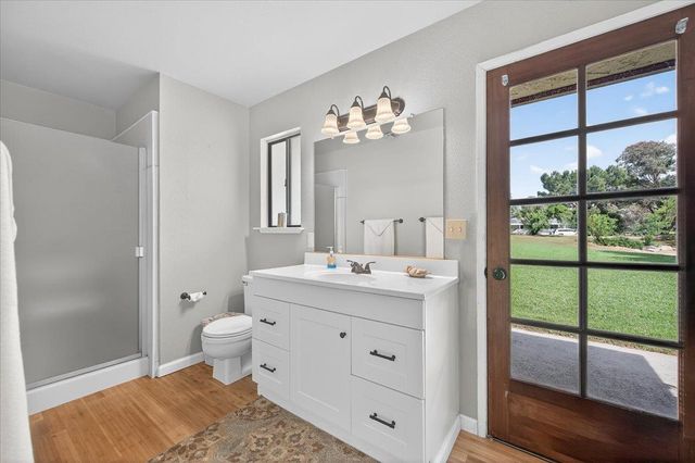 11640 E Sierra Avenue, Clovis, CA 93619