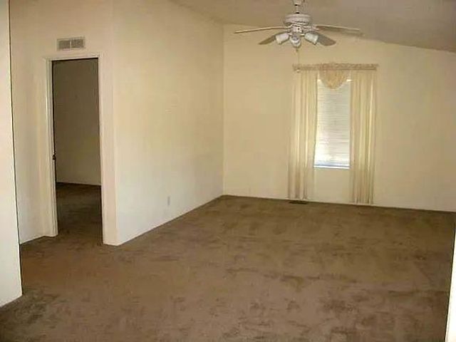 11640 E Sierra Avenue, Clovis, CA 93619